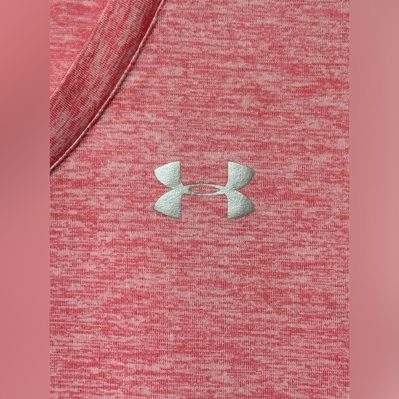 Under Armour Tech Short Sleeve Heat Gear Loose V-Nevk TShirt Size Large (L) - Picture 4 of 5